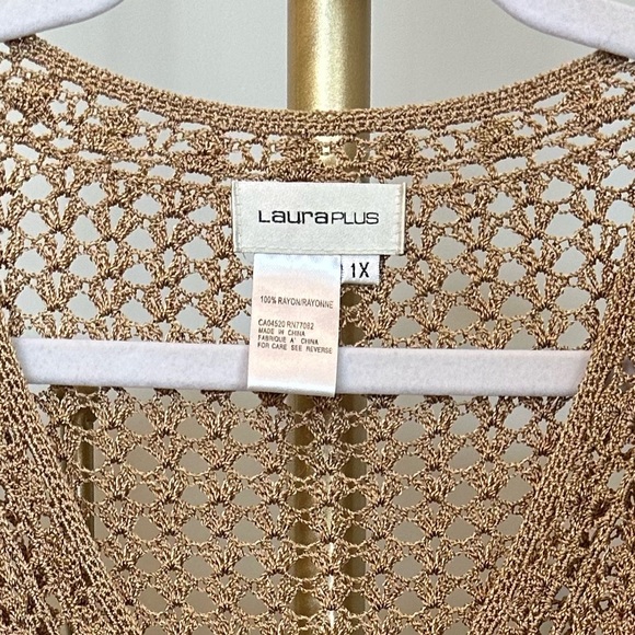 ❤️ Laura Plus Tan Crochet Cardigan 1X fits smaller does have stretch - Picture 6 of 8